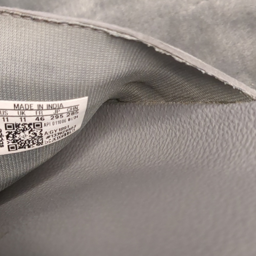 Adidas Gray and White Slide Sandals - Picture 3 of 16